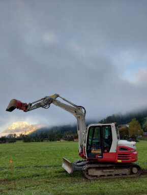 Bagger von Erdbau Kronreif Inh. Christian Kronreif Erdbewegungen & Baggerungen
